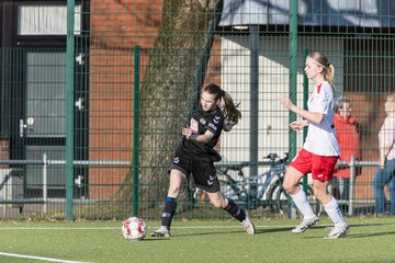 Bild 237 - wBJ SV Wahlstedt - SV Henstedt Ulzburg : Ergebnis: 0:1